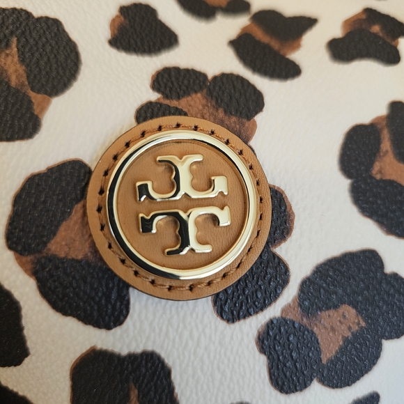 Tory Burch Leopard Print Bag in Tan and Black - Picture 6 of 14